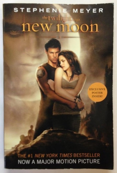 The Twilight Saga 2: New Moon by Stephenie Meyer