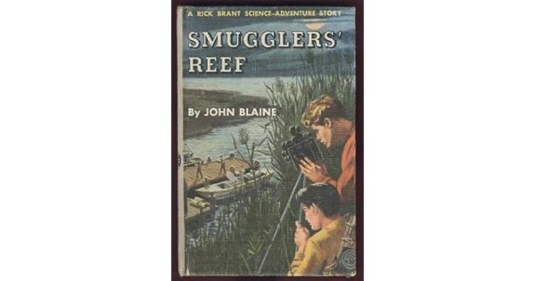 Smugglers' Reef: A Rick Brant Science-Adventure Story