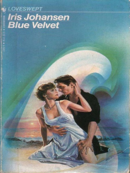 Blue Velvet by Iris Johansen